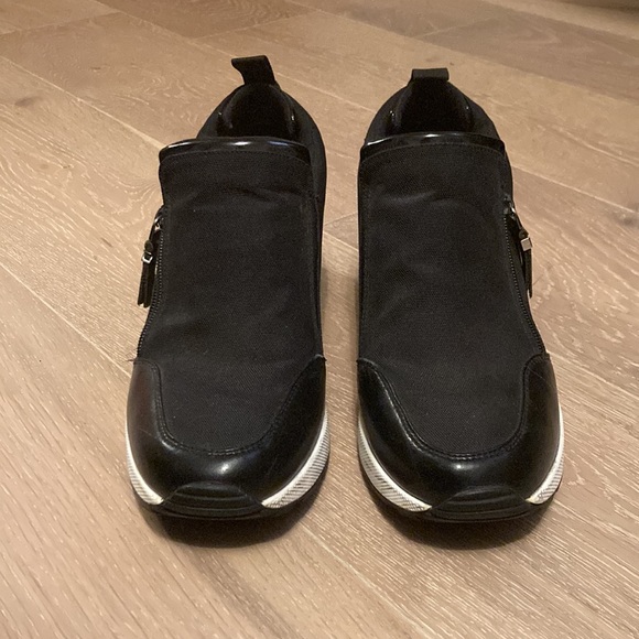 Michael Michael Kors Willis Wedge Trainer Shoes - Picture 3 of 6